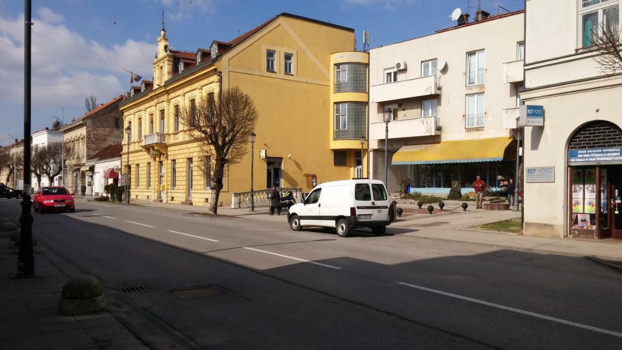 Apartmán Apartman Lux Daruvar Exteriér fotografie